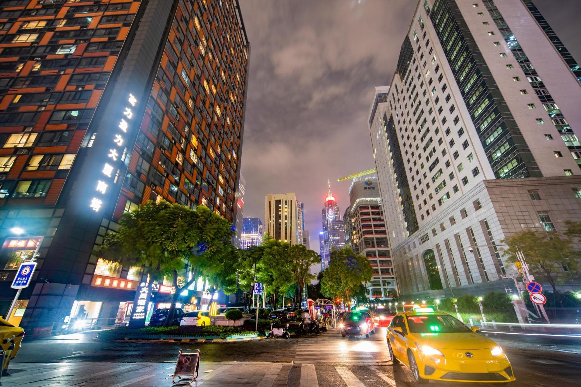Lavande International Aparthotel Us Consulate General Guangzhou Zhujiang New Town Metro Branch - Free Shuttle Bus To Canton Fair Complex During Canton Fair Period & Free Vpn Internet Access Zewnętrze zdjęcie